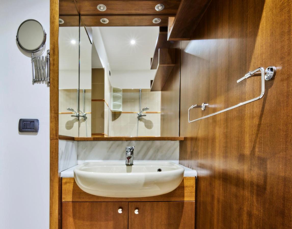 Sempione Luxury Suite - Exclusive Apartment ميلان المظهر الخارجي الصورة